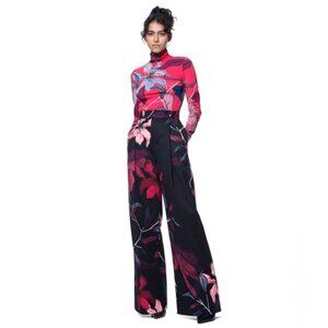 THE KIT - Leigh TrouserBerry Upstate Florals